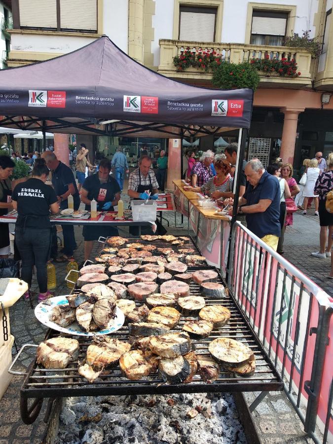 Apartamento Especial Ultima Hora - Sarakatua15 - Vistas Espectaculares - Familias Y Parejas - 2 Independientes - Amplio Salon Cocina Comedor - Tarjeta Parking Ota Gratis - Julio Y Agosto Minima 7 Noches De Domingo A Domingo - Zarautz